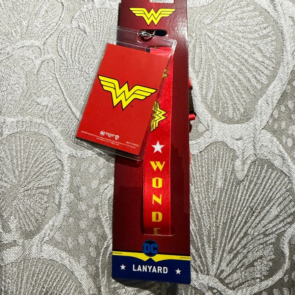 ❣️❄️DC Red Wonder Woman Lanyard Key & Card Holder